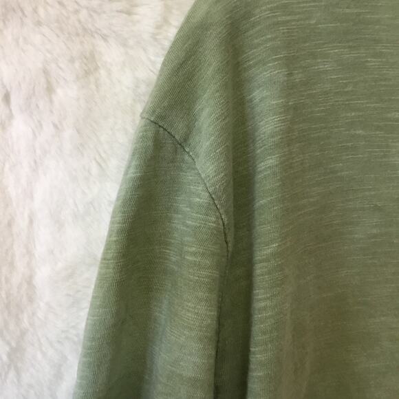 Juicy Couture Light Green V-Neck Tee - Picture 15 of 15